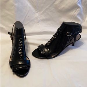 Black and gold Nine West kitten heel